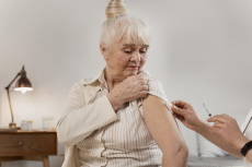 Bezpłatne szczepienia dla seniorów